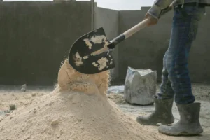 Insalubridade na construção civil: ruído, calor, poeira de sílica e adicional de 40% retroativo
